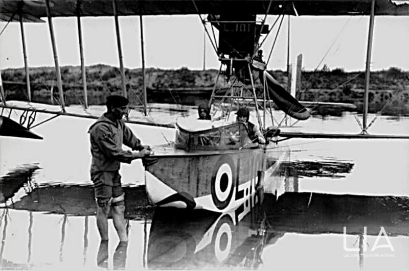 Il primo Macchi L.1, matricola L.101, a Grado - vista frontale